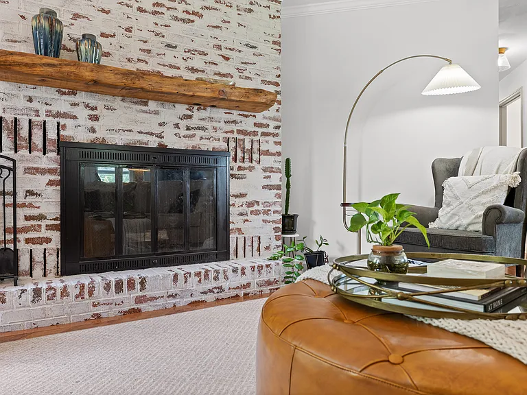 627 Valley Bridge Rd — Photo 14