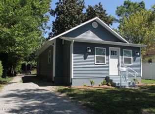 912 N 14th St, Herrin, IL 62948