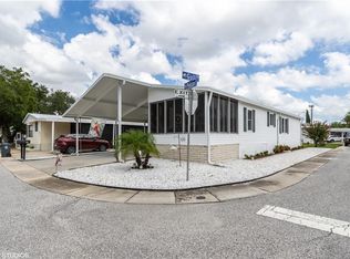 15 Pelican Dr N, Oldsmar, FL 34677