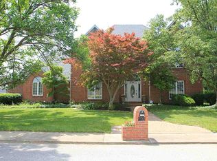 3111 Summit Ct, Newburgh, IN 47630