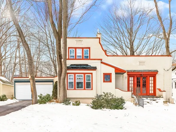 25 Putnam Park, Fitchburg, MA 01420