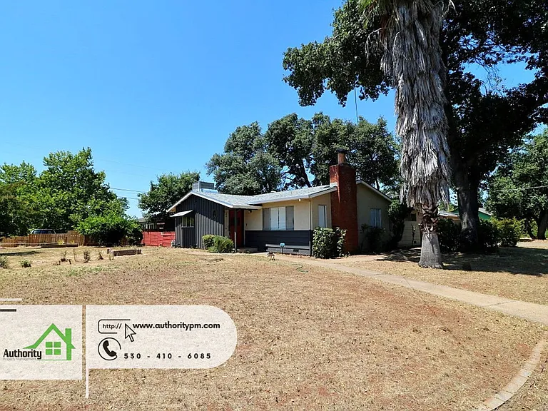 1848 Shady Ln — Photo 1