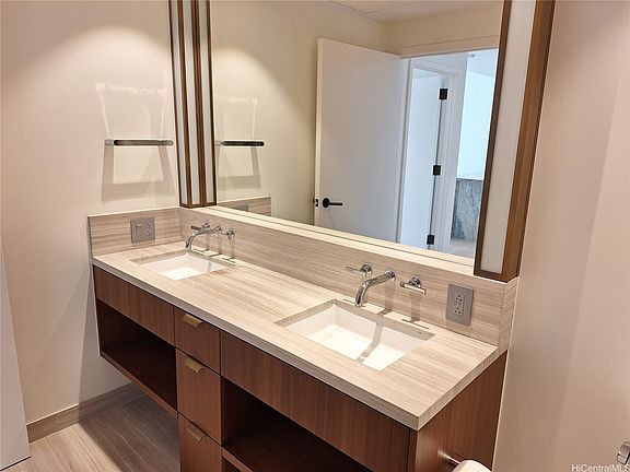 5th image of 1100 Ala Moana Blvd #1007