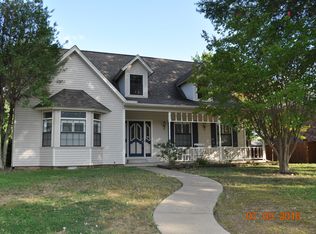 4 Oak Tree Cir, N Little Rock, AR 72116