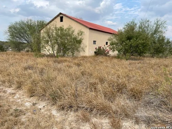 0 N Highway 37, Three Rivers, TX 78071