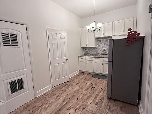 3rd image of 1212 Druid Hill Ave APT 1F
