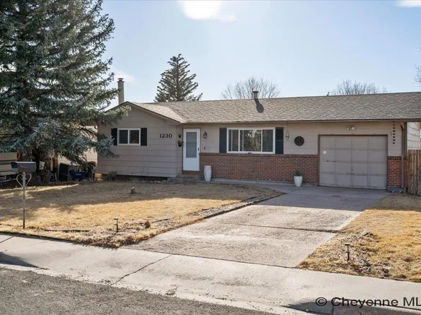 1230 Madison Ave, Cheyenne, WY 82001