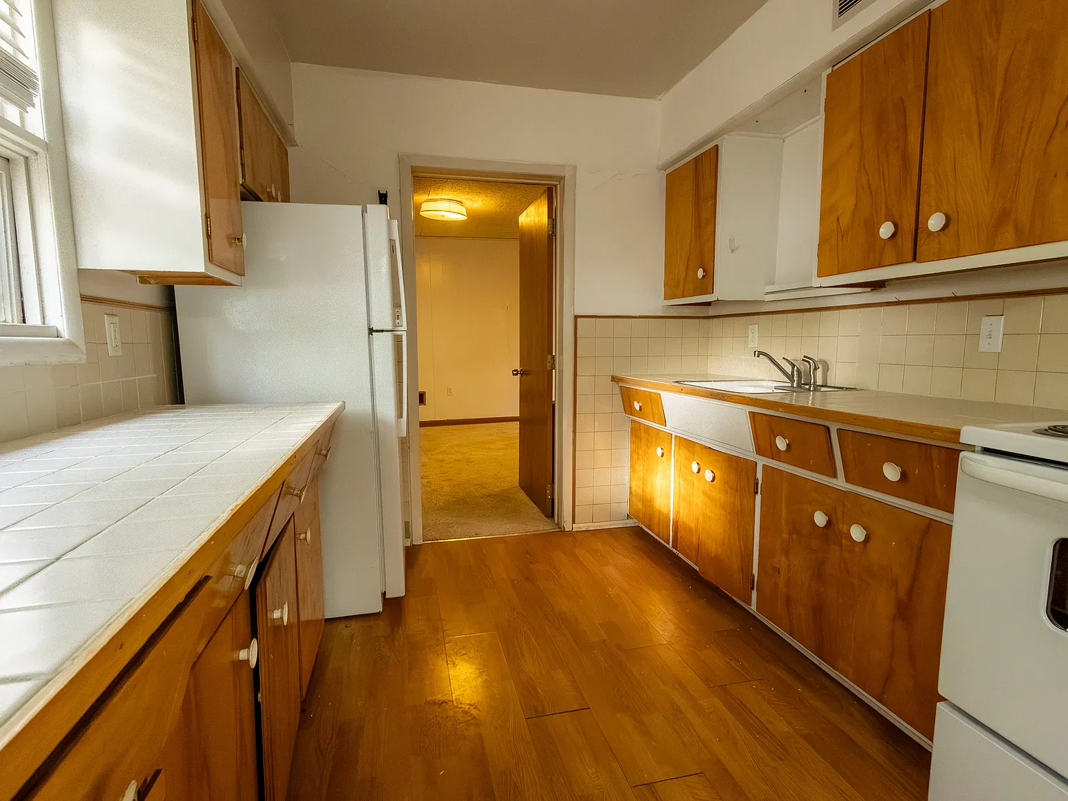 2 bed, 850 sqft, $1,150 — Photo 1