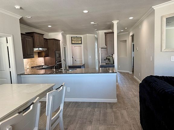 2nd image of 4 Desert Rose Ct