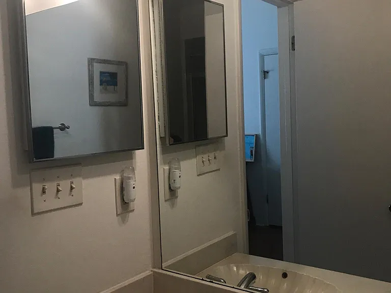 697 Serramonte Dr — Photo 19