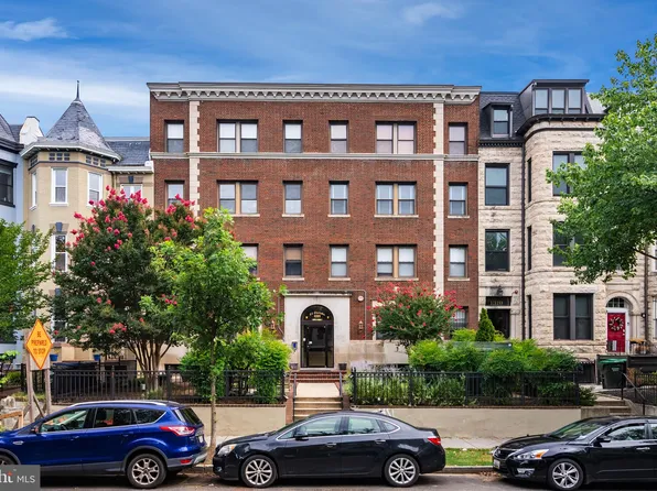 1321 Fairmont St NW APT 205, Washington, DC 20009