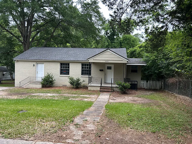 3221 Atkins Dr — Photo 25