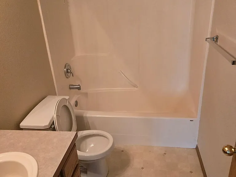 335 Dean Ave — Photo 11