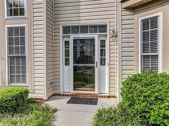 4th image of 3519 Gwynns Pl