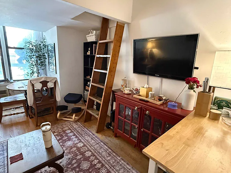 62 W 71st St #1-A — Photo 8