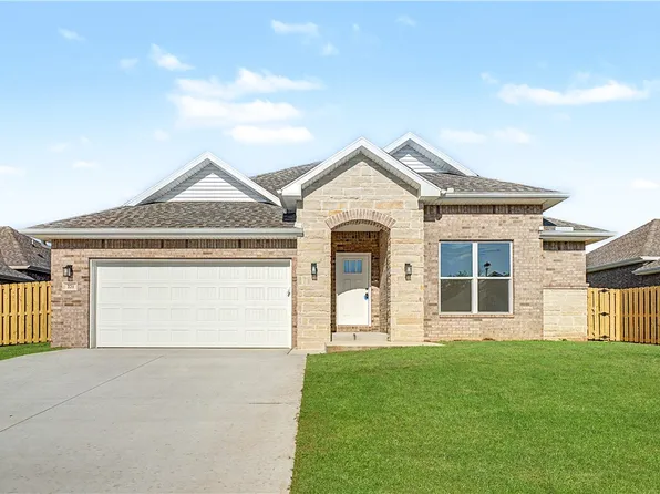 221 Kristen Ln, Centerton, AR 72719