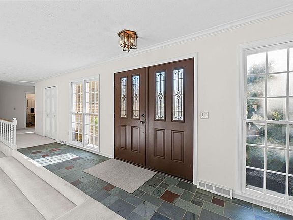 5th image of 3012 Ash Ct