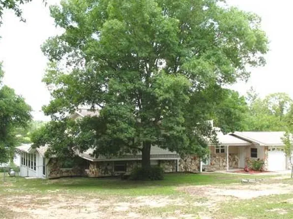275 Marion Dr, Defuniak Springs, FL 32433