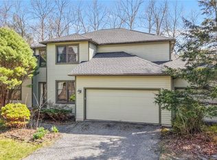 61 Highgate Cir, Ithaca, NY 14850