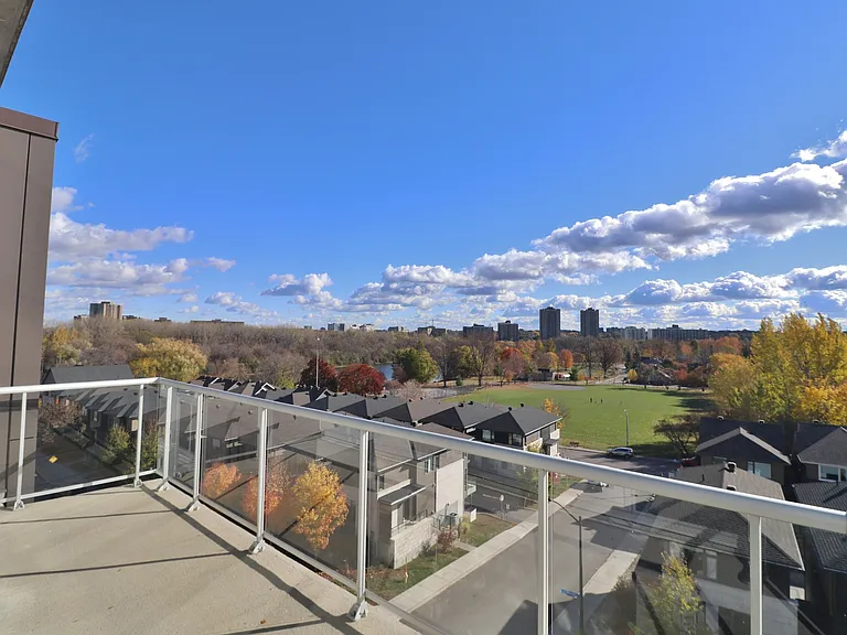 530 De Mazenod Ave #606 — Photo 24