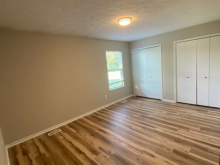 Upstairs bedroom 1