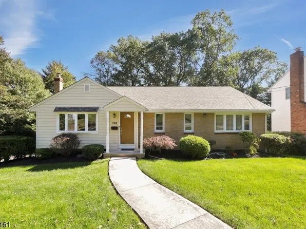 189 Mccosh Rd, Clifton City, NJ 07043