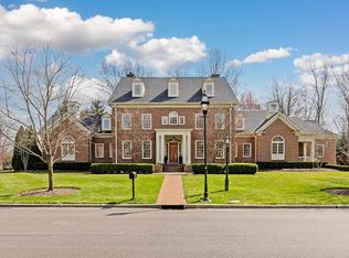 30 Wiveliscombe, New Albany, OH 43054