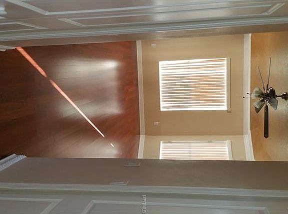 4th image of 2620 Lookout Ln