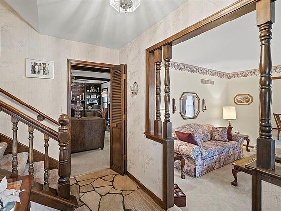 5th image of 5218 Spring Ave
