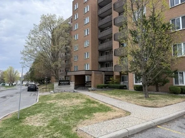 1599 Lassiter Ter #603, Ottawa, ON K1J 8R6