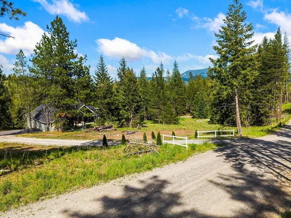 261 Hawkwind Trl, Cocolalla, ID 83813