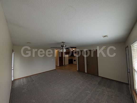 4th image of 900 Fall Meadow Ln