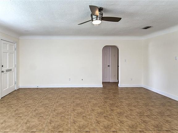 4th image of 5610 Dartmouth Ave N