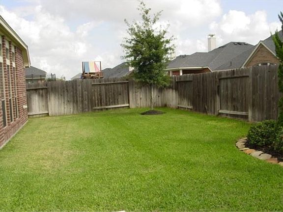 4th image of 2531 Llano Springs Dr