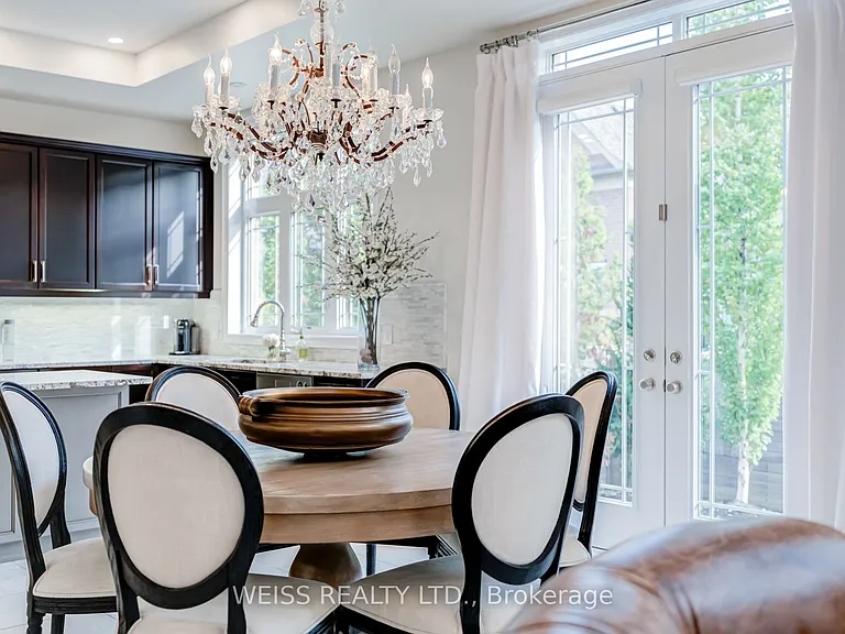 43 Chesney Cres — Photo 14