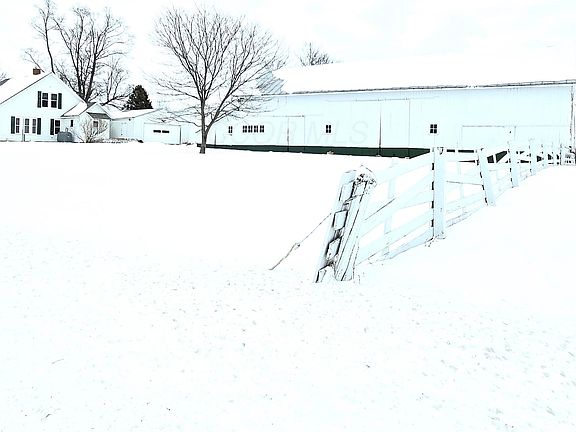 4th image of 4580 County Road 123