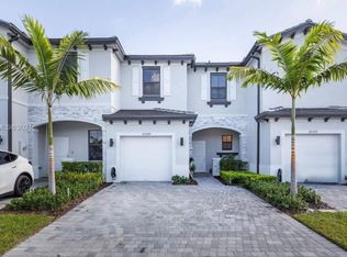 20369 NW 4th Path, Miami Gardens, FL 33169