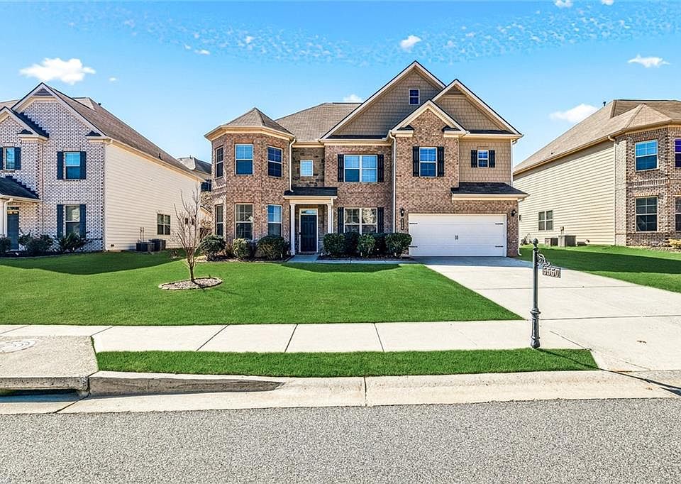 1st image of 5550 Mirror Lake Dr