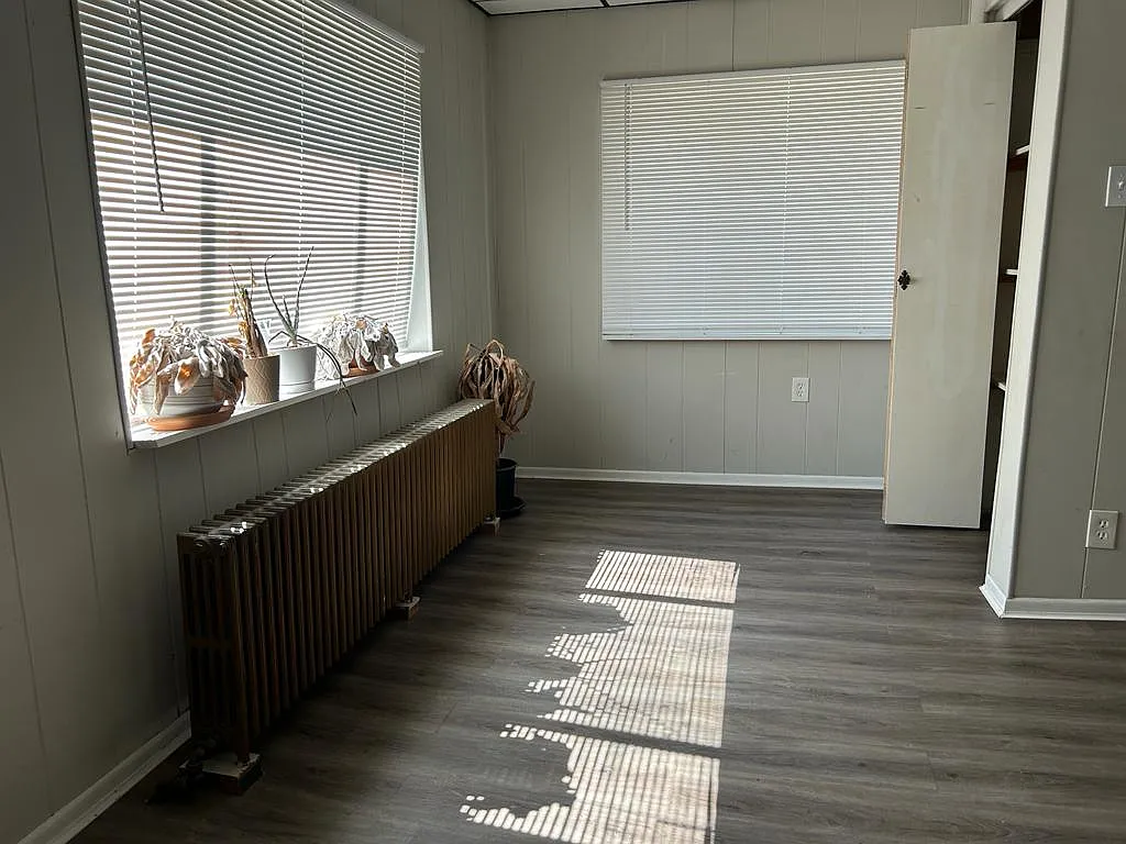 420 Grace Street - 1 — Photo 2