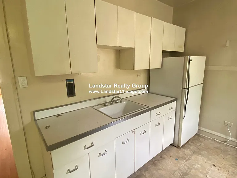 913 Elmwood Ave #C3 — Photo 8