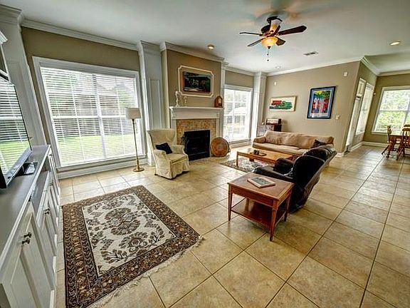 5th image of 37 Magnolia Trace Dr