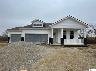 8209 N 171 Avenue Cir, Bennington, NE 68007