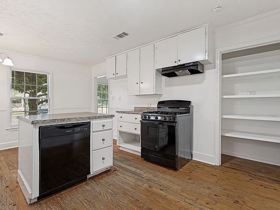 5th image of 901 W Virginia St