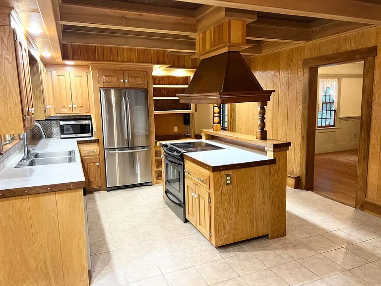 38 Clark Hill Rd — Photo 8