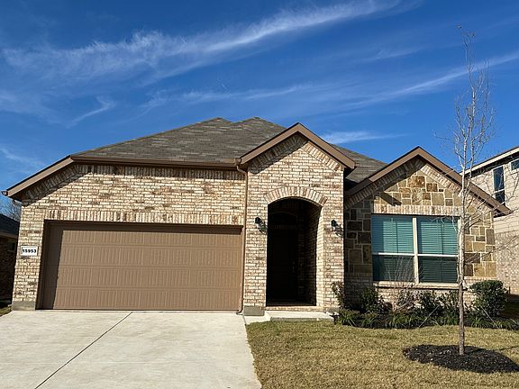 2nd image of 15953 Chancery Ln
