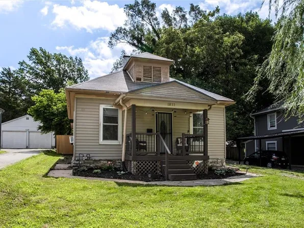 1833 S Hedges Ave, Independence, MO 64052