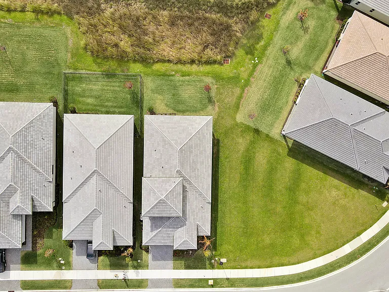 7030 SE Haven Ln — Photo 46