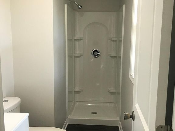 3rd image of 7533 Hayes Cir
