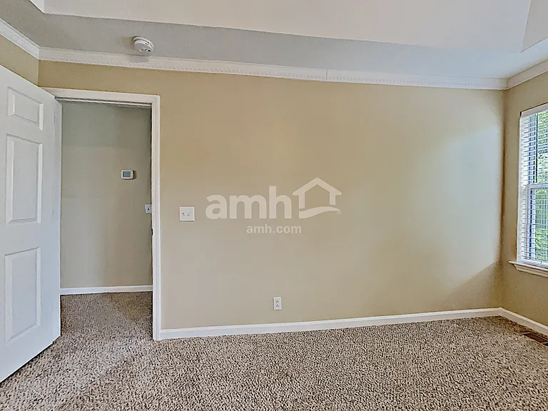 1001 Cobble Pl — Photo 9