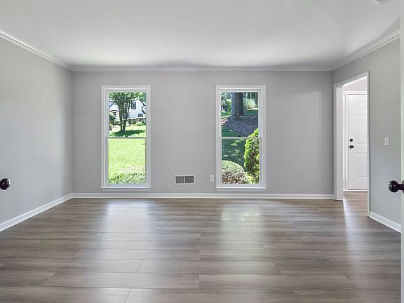 4th image of 1365 Bywood Ct